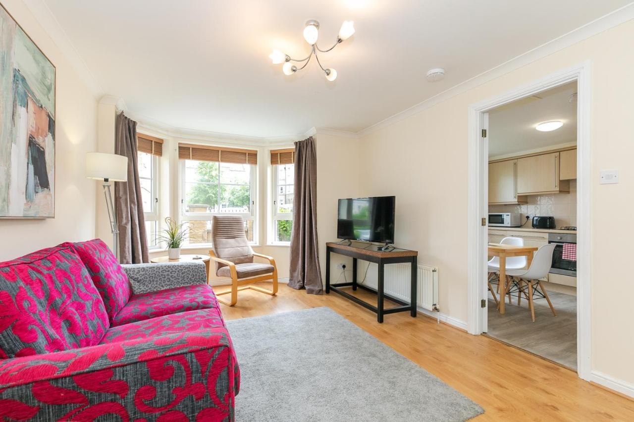 Dicksonfield Quiet Central Family Apartment With Parking Эдинбург Экстерьер фото